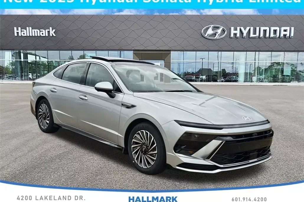 2025 Hyundai Sonata Hybrid Limited photo 1