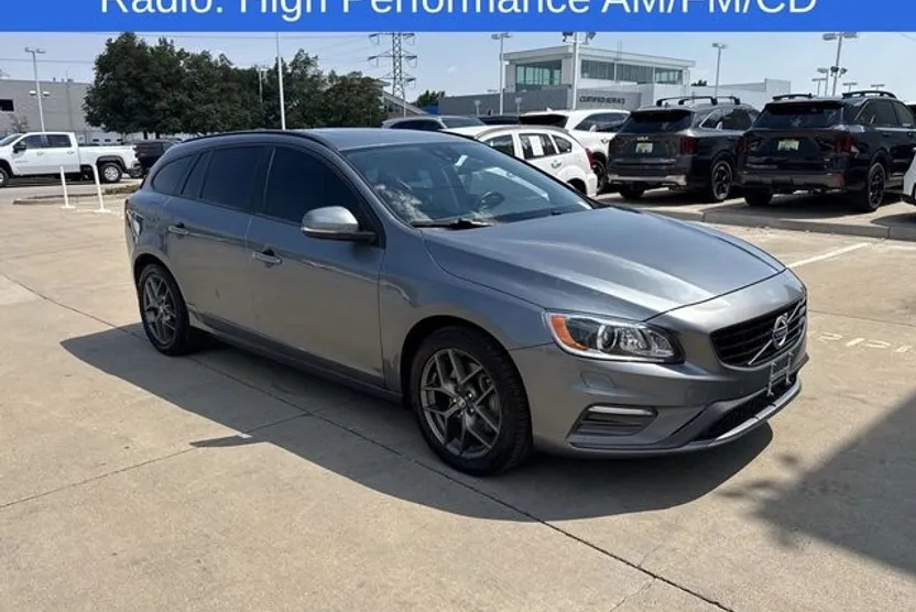 2018 Volvo V60 T5 photo 1