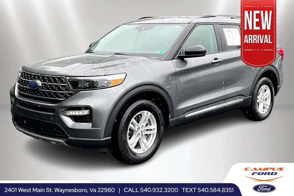 2022 Ford Explorer XLT photo 1