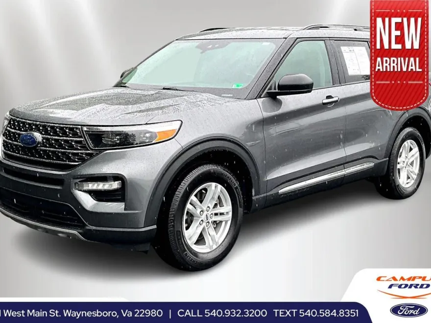 2022 Ford Explorer XLT photo 1