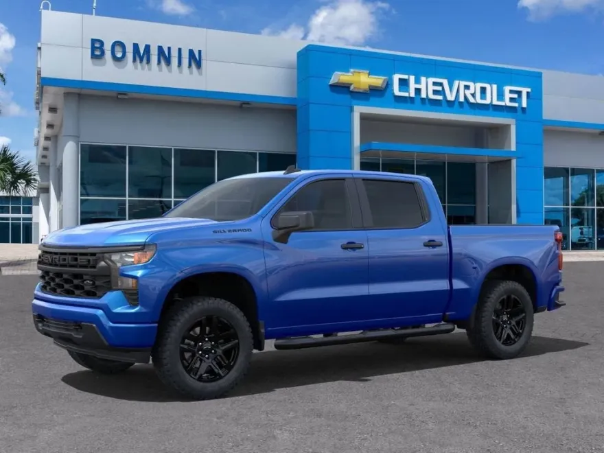 2025 Chevrolet Silverado 1500 Custom photo 1