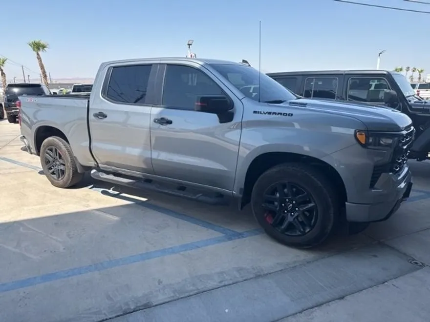 2024 Chevrolet Silverado 1500 RST photo 1