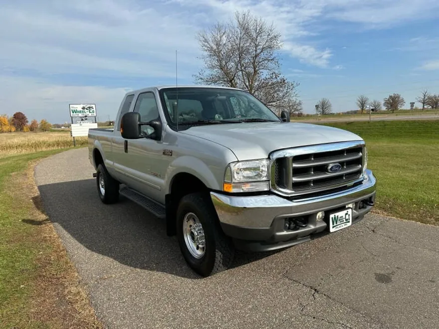 2003 Ford F-350 XLT photo 1