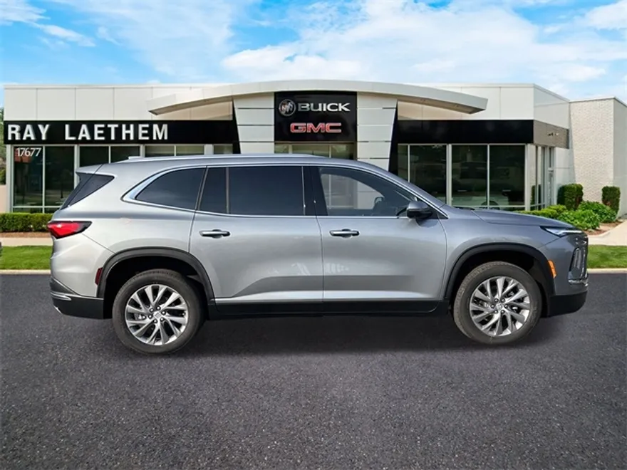 2026 Buick Enclave Preferred photo 1