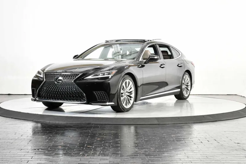 2023 Lexus LS 500 photo 1