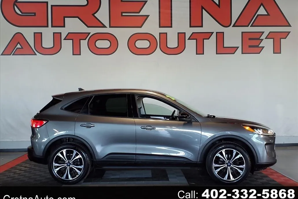 2021 Ford Escape SE photo 1