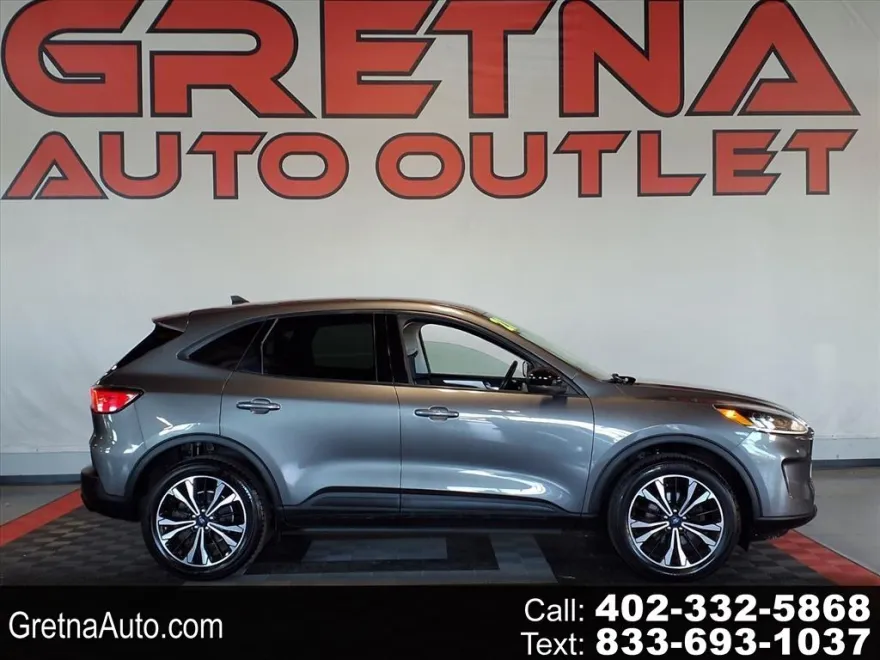 2021 Ford Escape SE photo 1