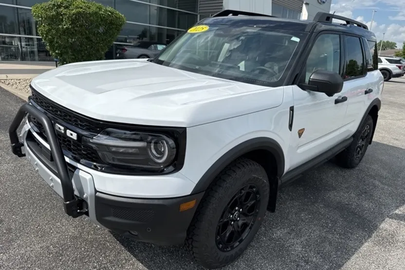 2025 Ford Bronco Sport Badlands photo 1