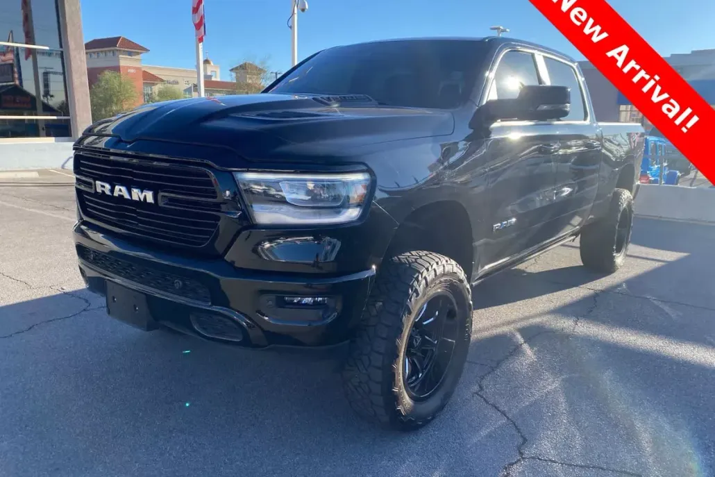 2023 Ram 1500 Laramie photo 1