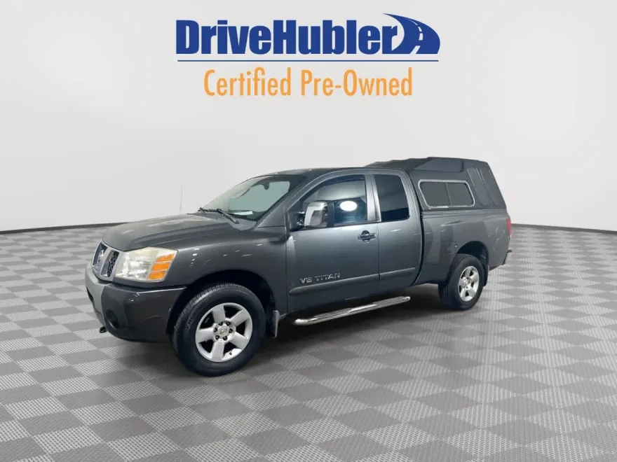 2005 Nissan Titan SE King Cab photo 1