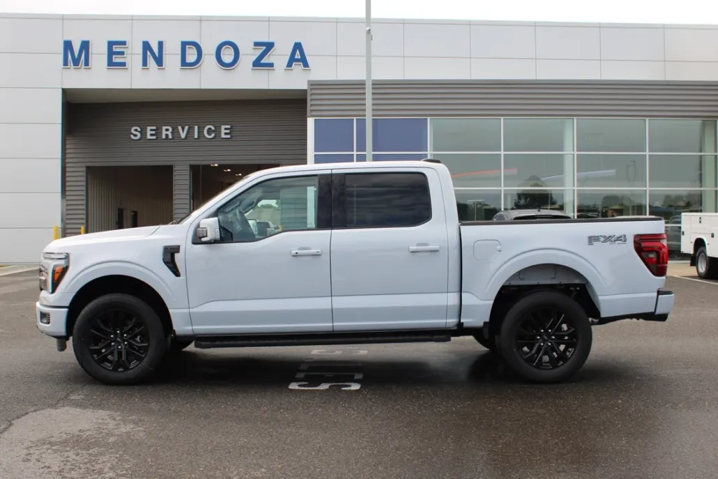 2025 Ford F-150 Lariat photo 1