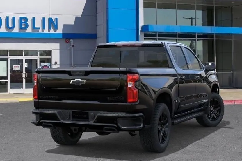 2026 Chevrolet Silverado 1500 High Country photo 1