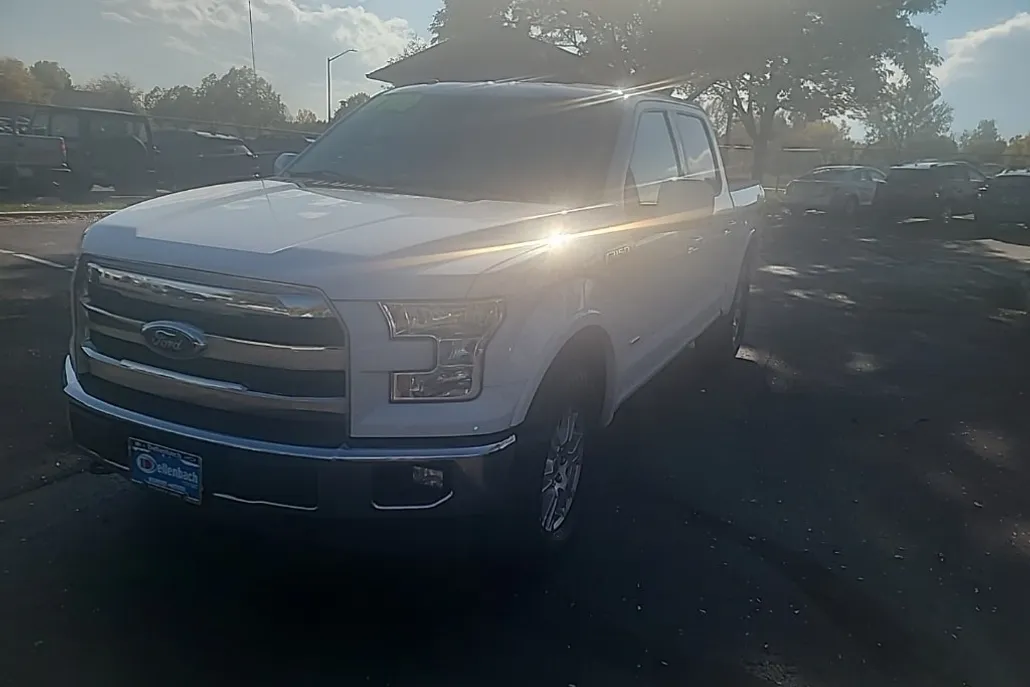2017 Ford F-150 Lariat photo 1