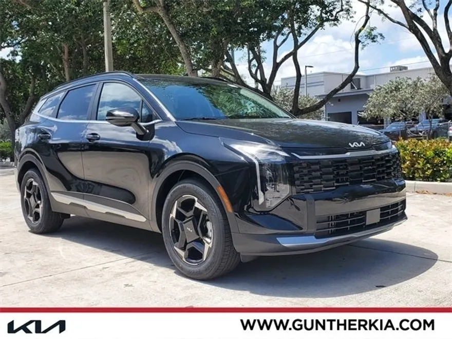 2026 Kia Sportage EX photo 1