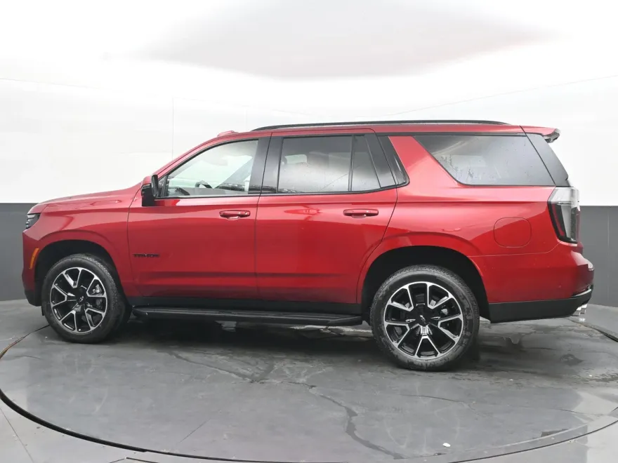 2026 Chevrolet Tahoe RST photo 1
