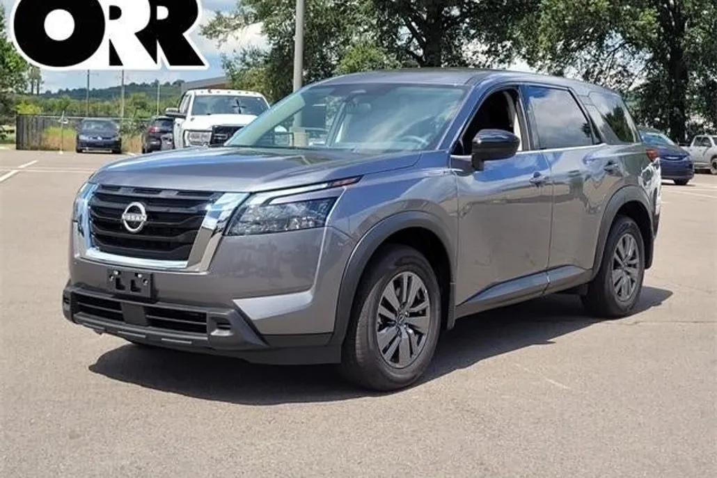 2025 Nissan Pathfinder S photo 1