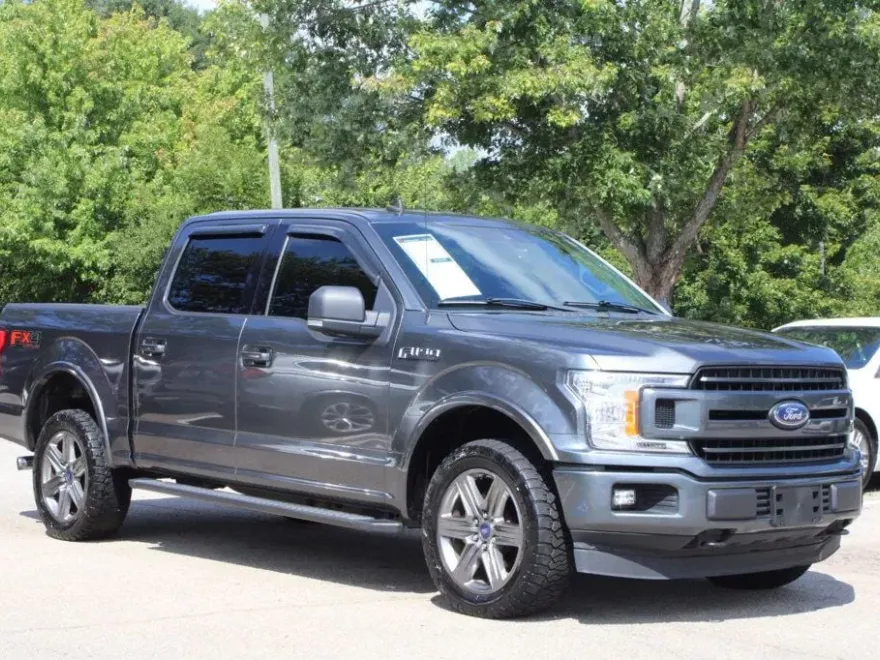 2020 Ford F-150 XLT photo 1