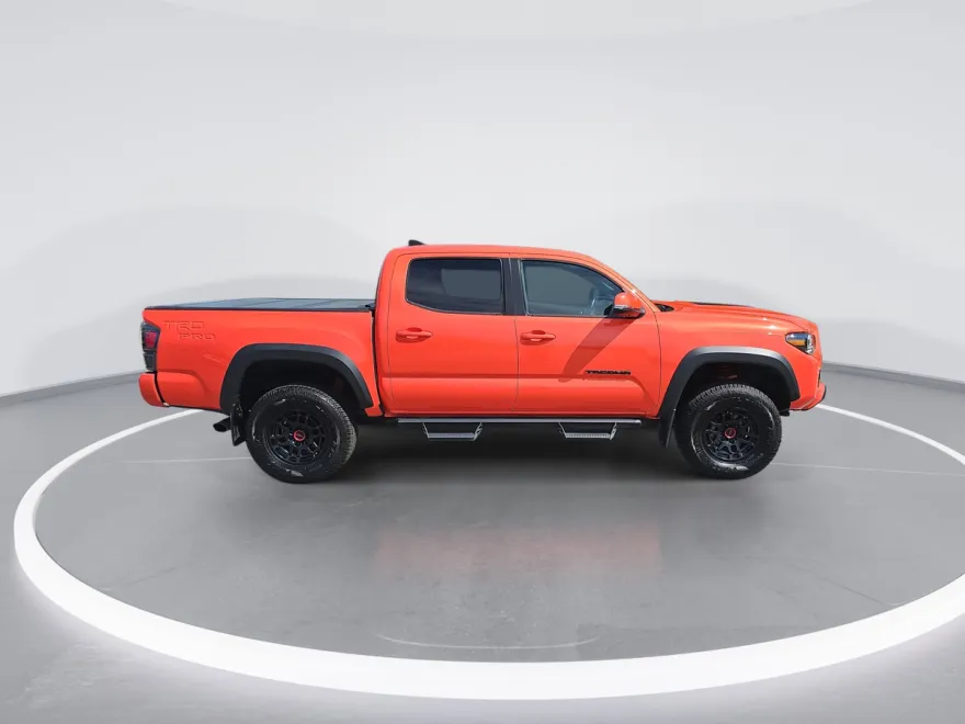2023 Toyota Tacoma TRD Pro V6 4x4 photo 1
