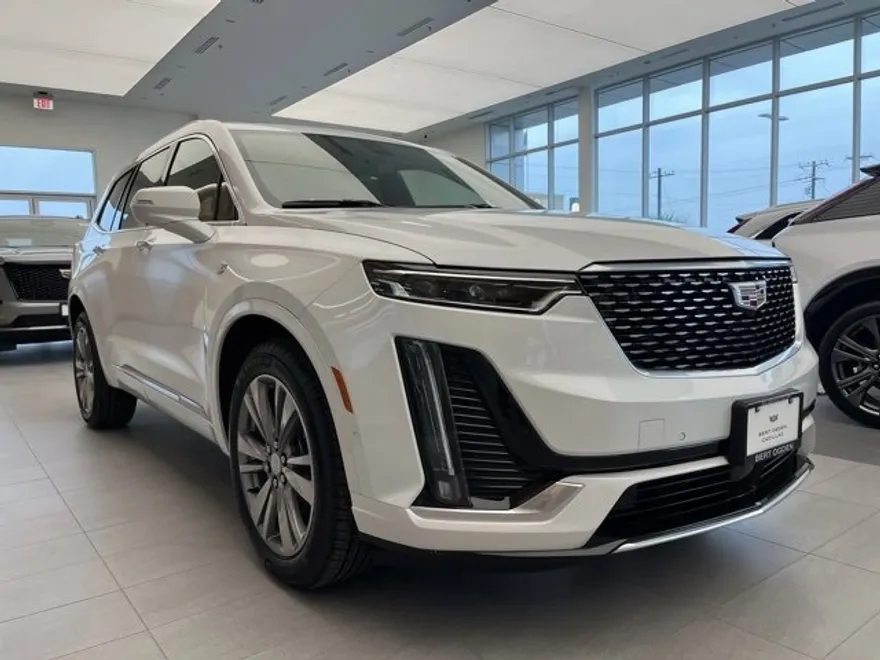 2025 Cadillac XT6 Premium Luxury photo 1