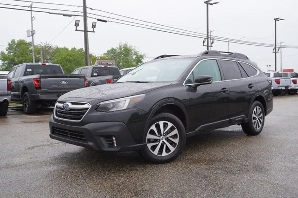 2022 Subaru Outback Premium photo 1
