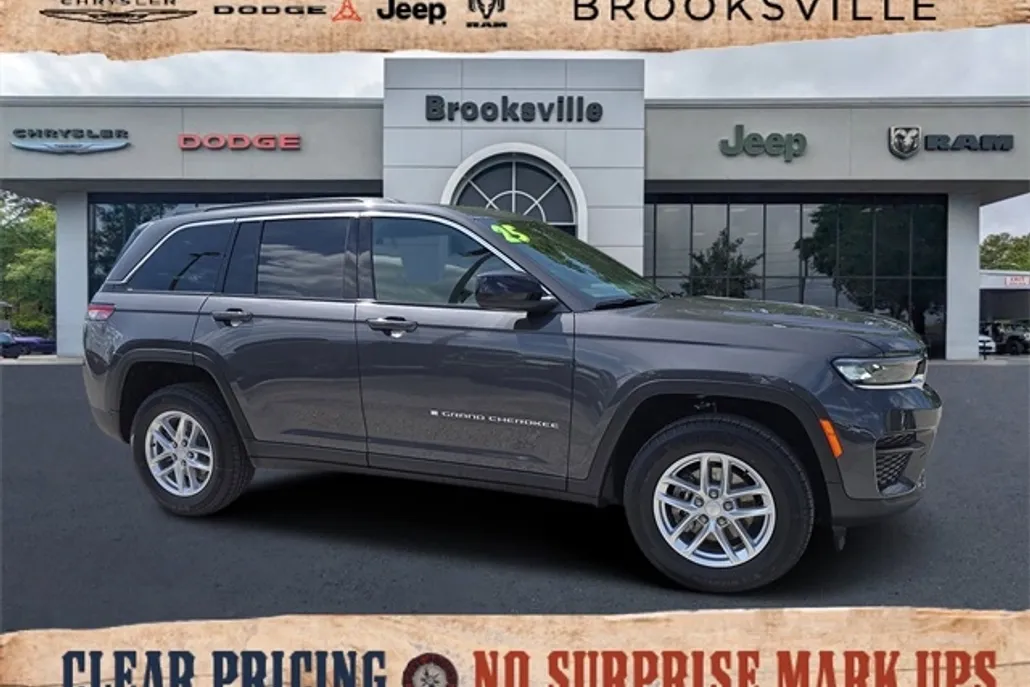 2025 Jeep Grand Cherokee Laredo X photo 1