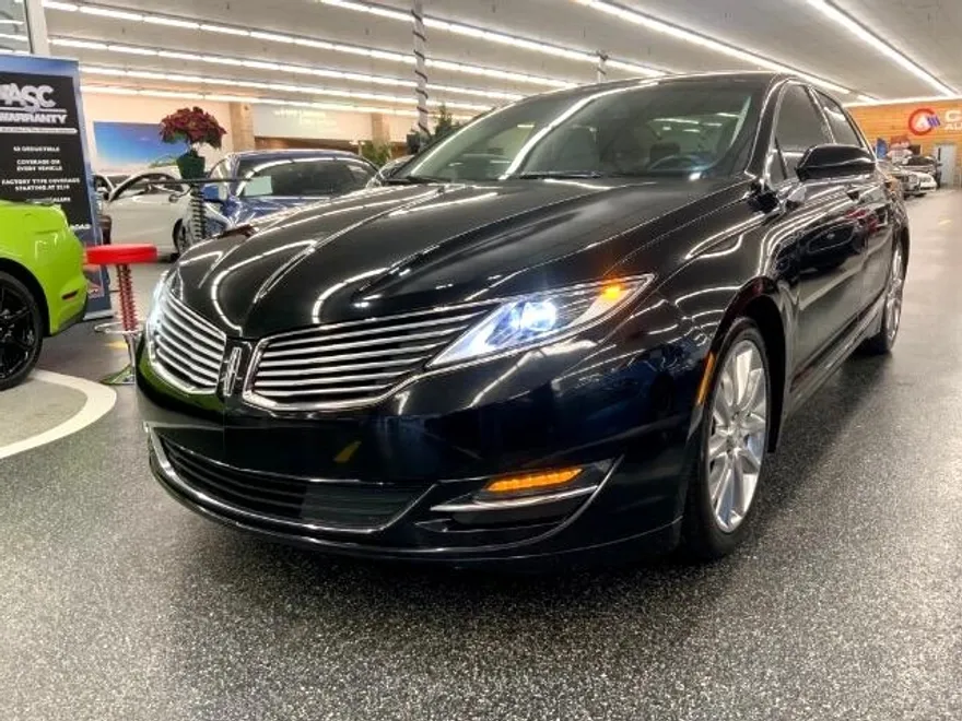 2016 Lincoln MKZ Hybrid photo 1