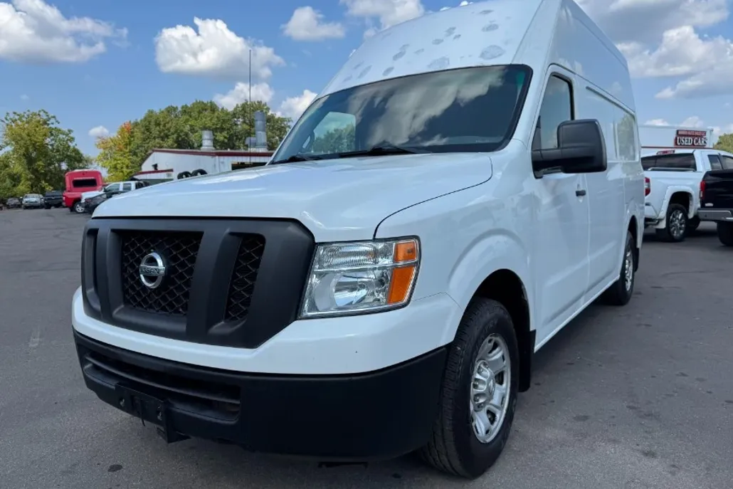 2012 Nissan NV1500 photo 1