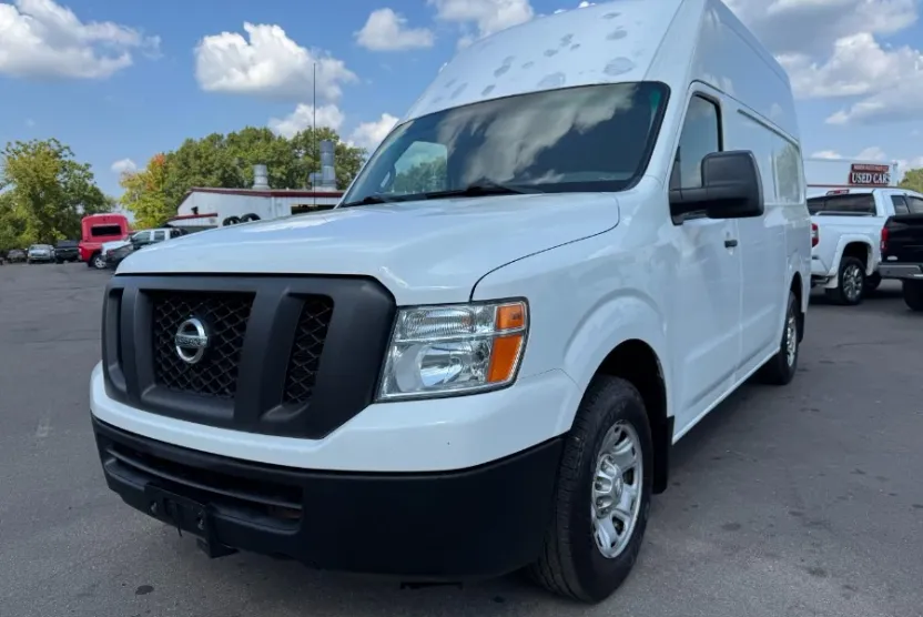 2012 Nissan NV1500 photo 1