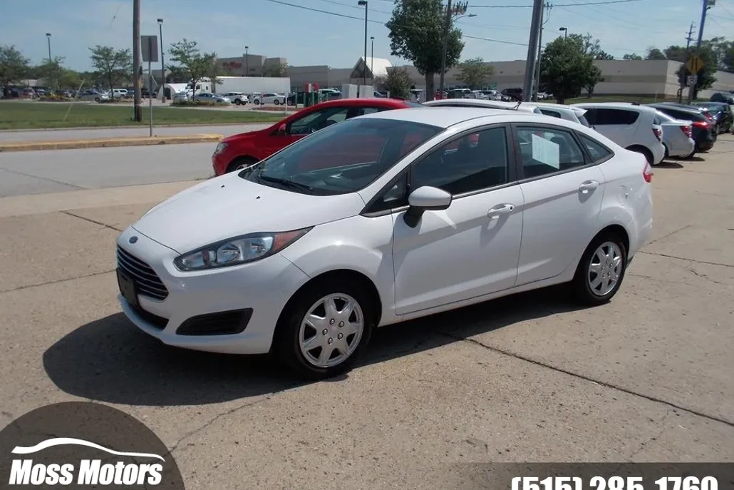 2018 Ford Fiesta S photo 1