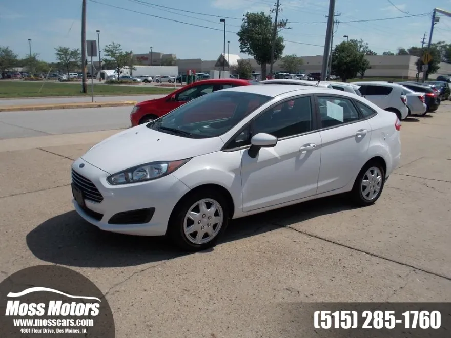 2018 Ford Fiesta S photo 1