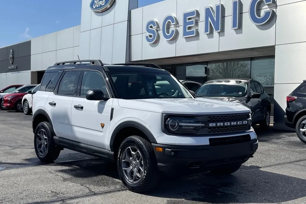 2024 Ford Bronco Sport Badlands photo 1