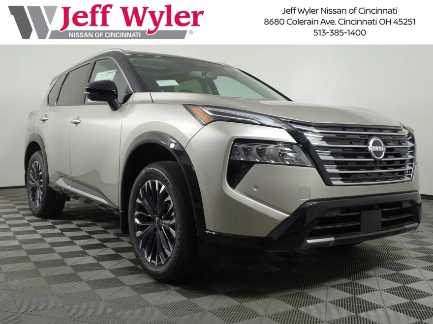 2026 Nissan Rogue Platinum photo 1