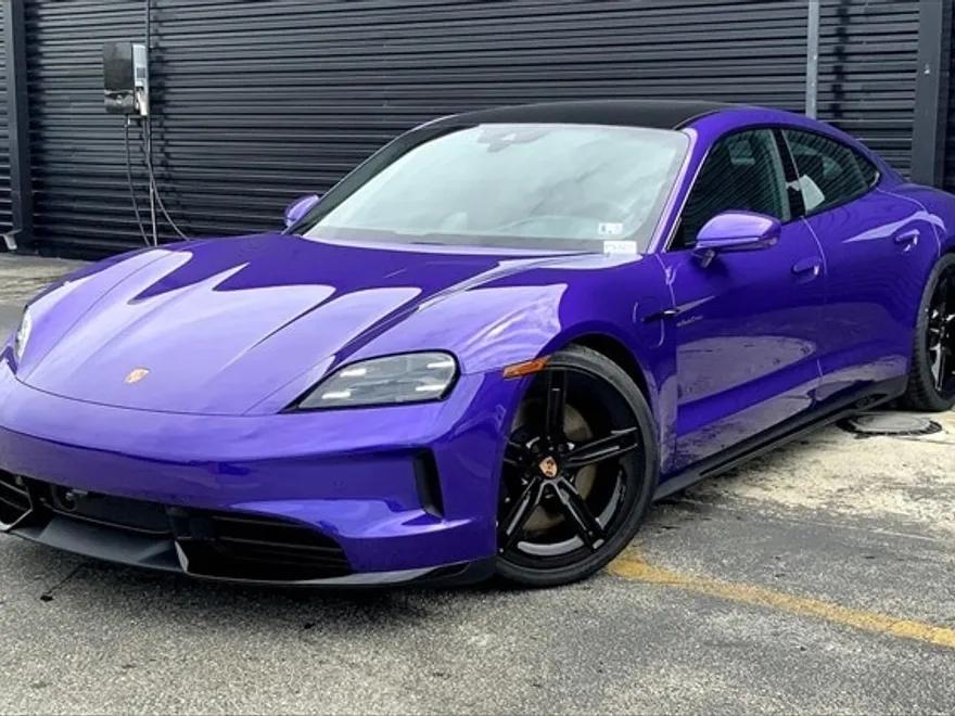 2025 Porsche Taycan GTS photo 1