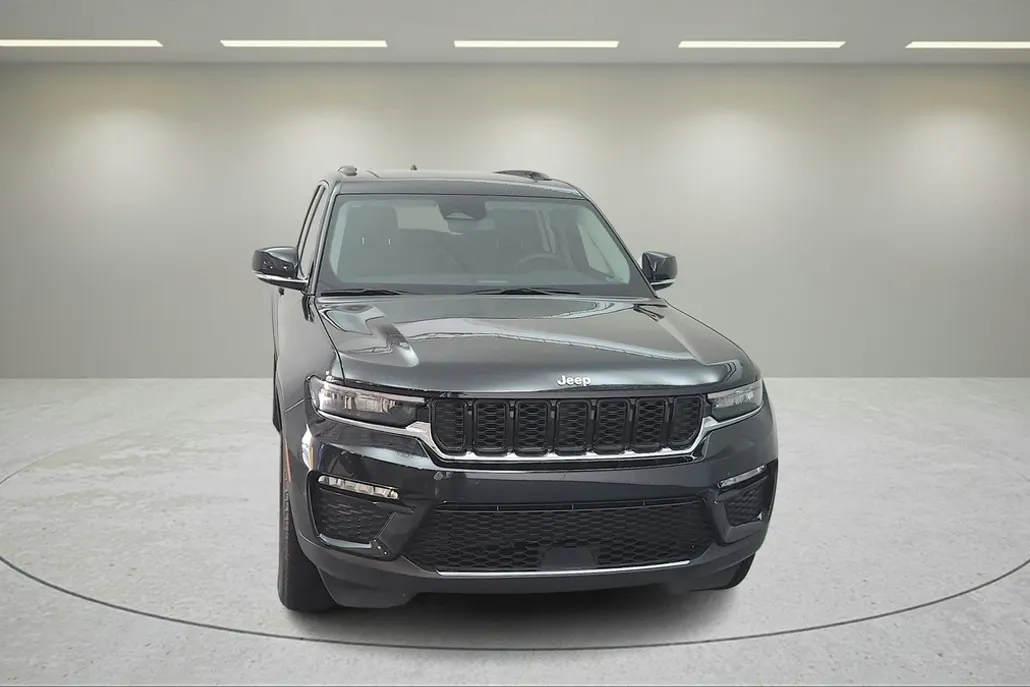 2022 Jeep Cherokee Limited 4xe photo 2