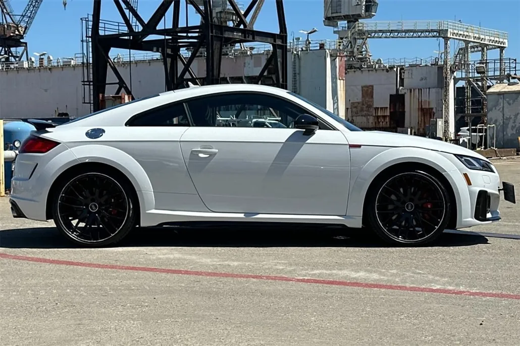 2021 Audi TTS Coupe photo 1
