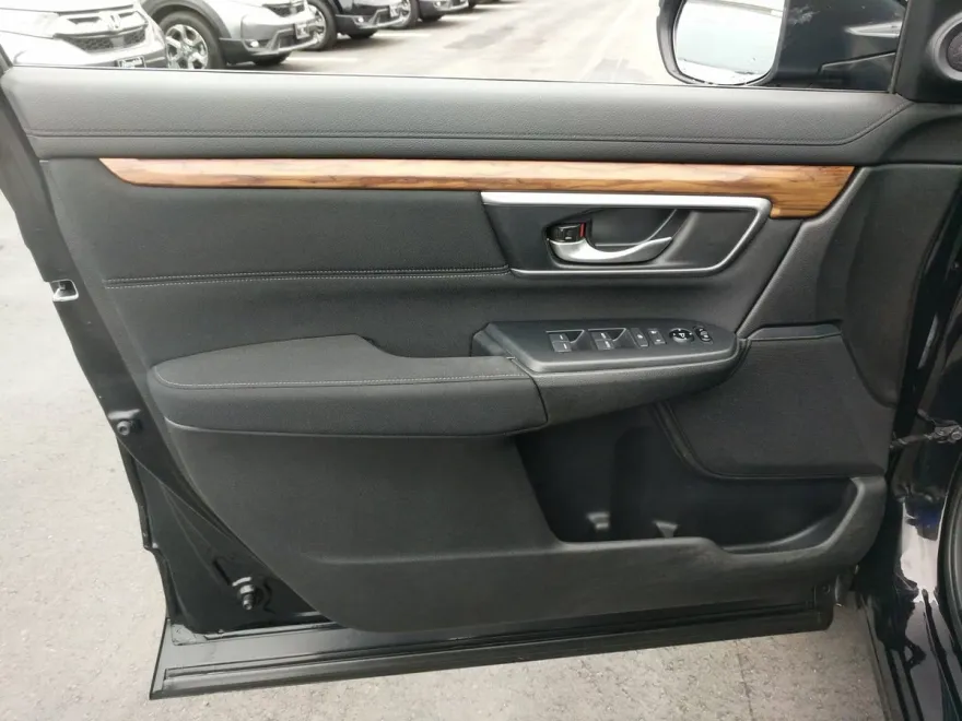 2017 Honda CR-V EX photo 1