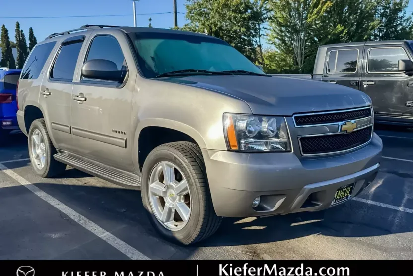 2012 Chevrolet Tahoe LT photo 1