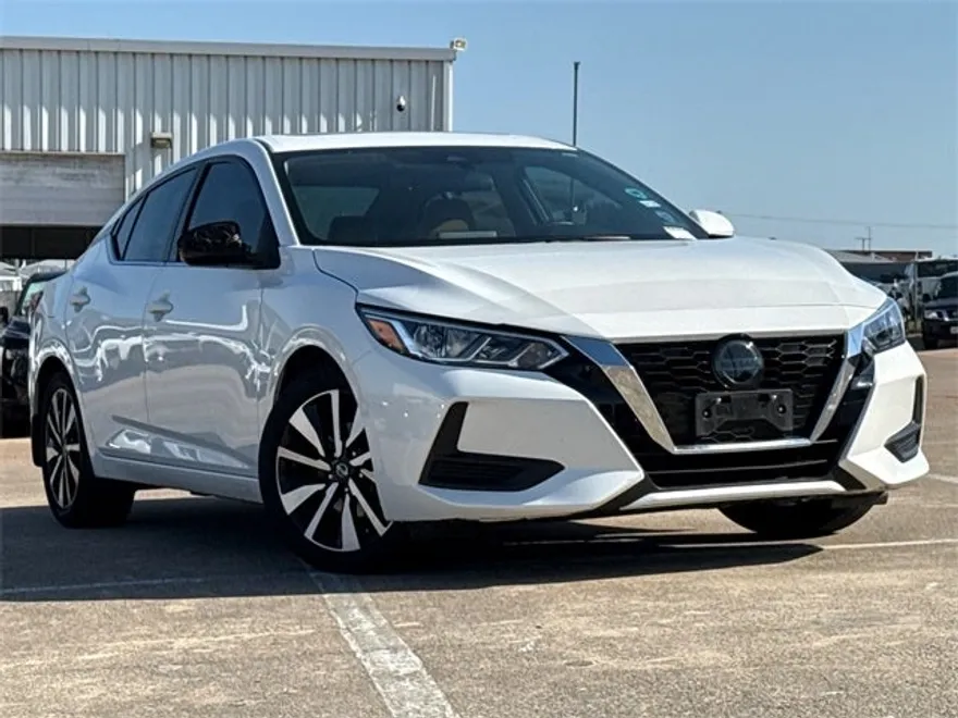 2023 Nissan Sentra SV photo 1