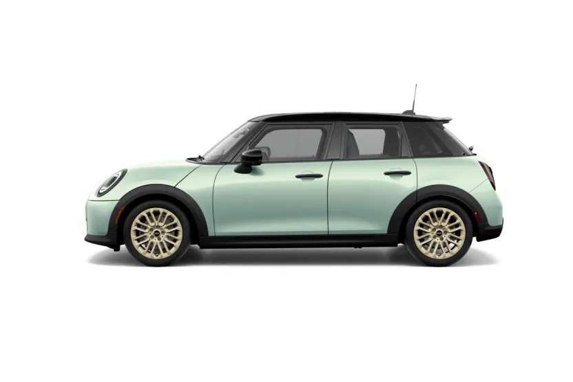 2026 Mini Cooper S 4 Door Iconic photo 1