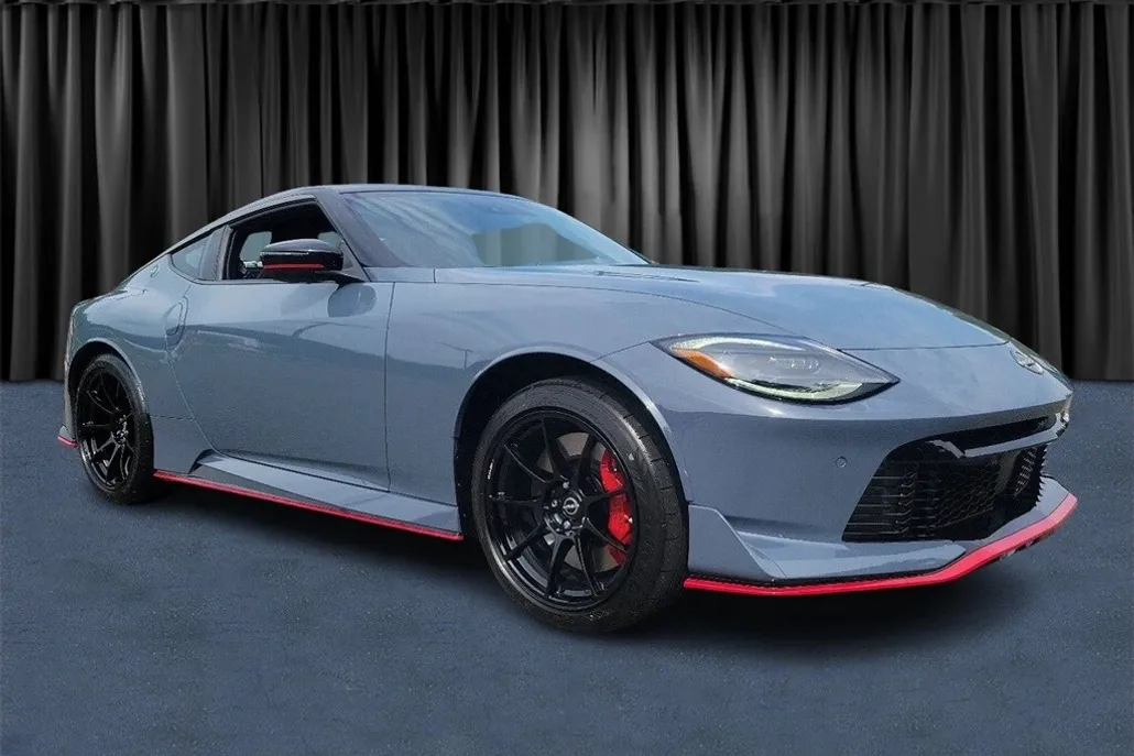 2024 Nissan Z Nismo photo 1