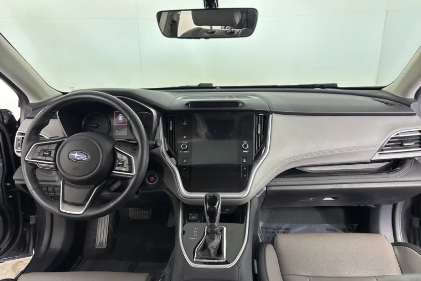 2020 Subaru Outback Limited photo 1