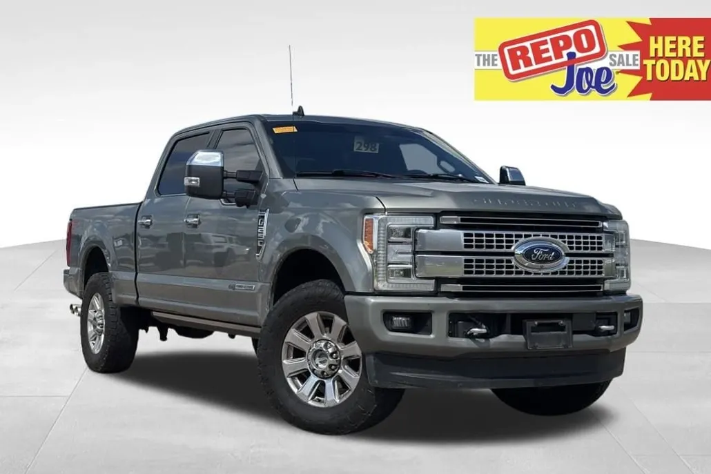 2019 Ford F-250 Platinum photo 1