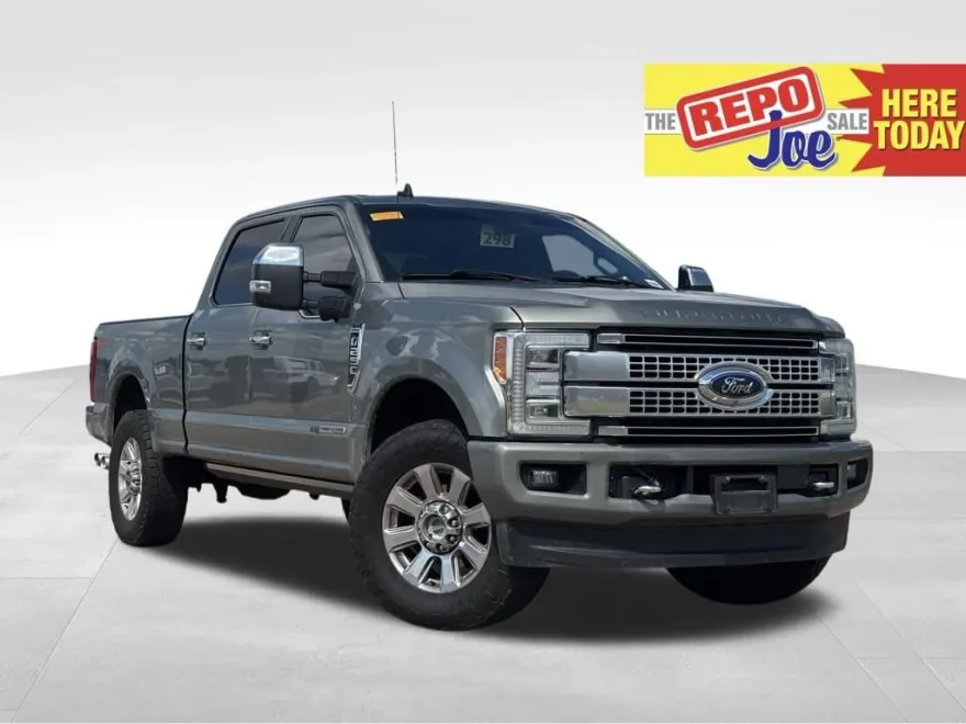 2019 Ford F-250 Platinum photo 1