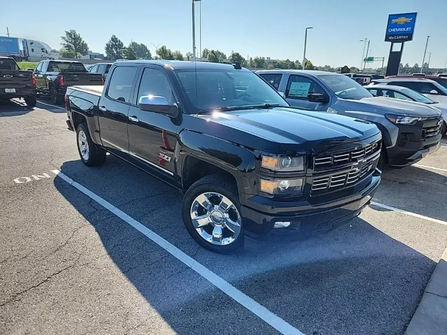 2015 Chevrolet Silverado 1500 LT2 photo 1