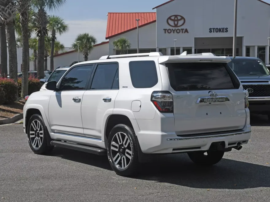 2024 Toyota 4Runner Limited photo 1