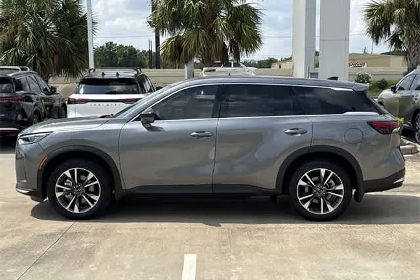 2026 Infiniti QX60 Pure photo 1