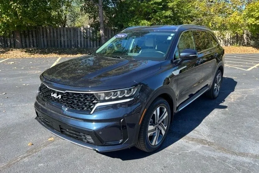 2024 Kia Sorento Hybrid EX photo 1