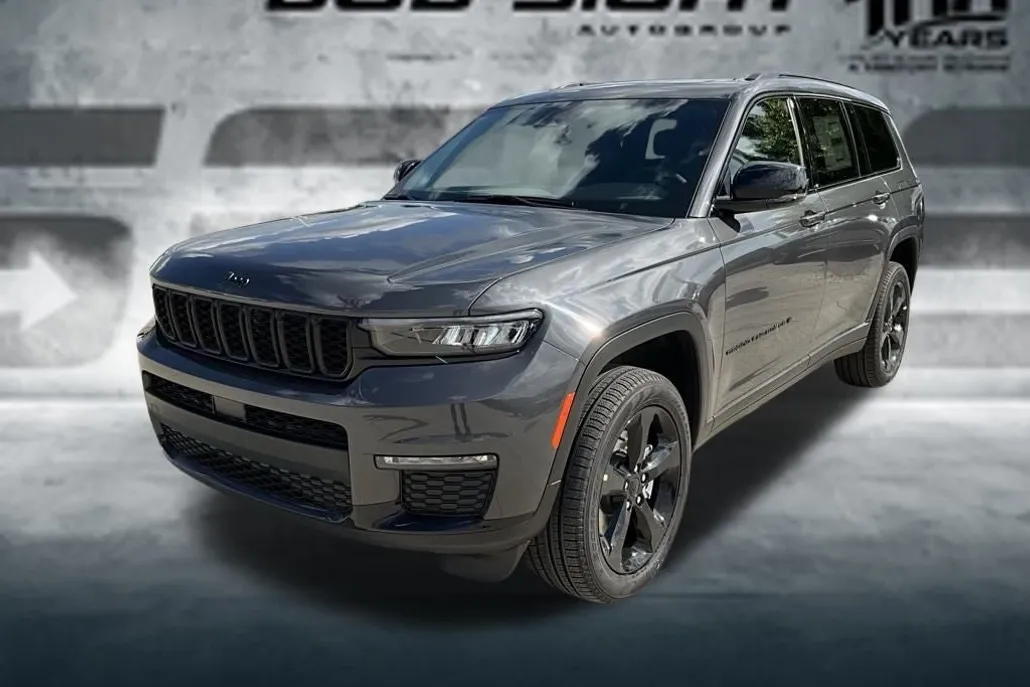 2025 Jeep Grand Cherokee Limited photo 1