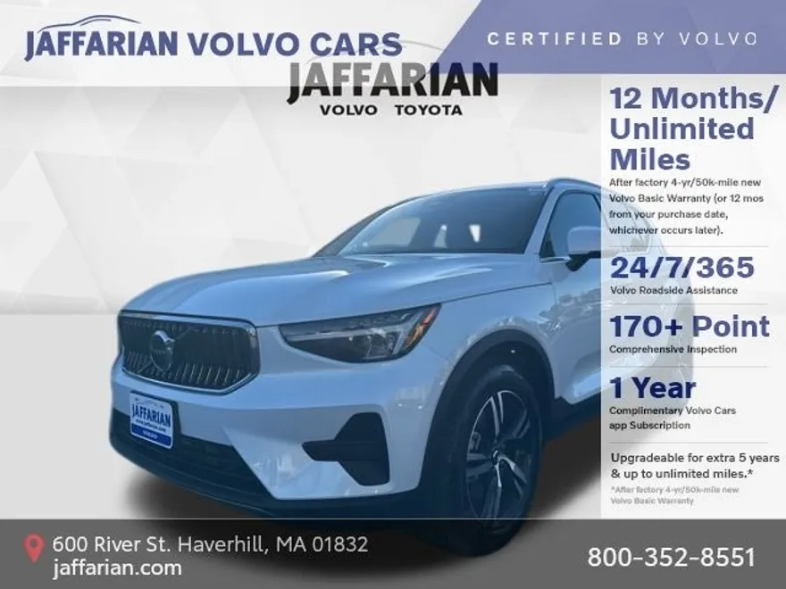 2025 Volvo XC40 Core photo 1