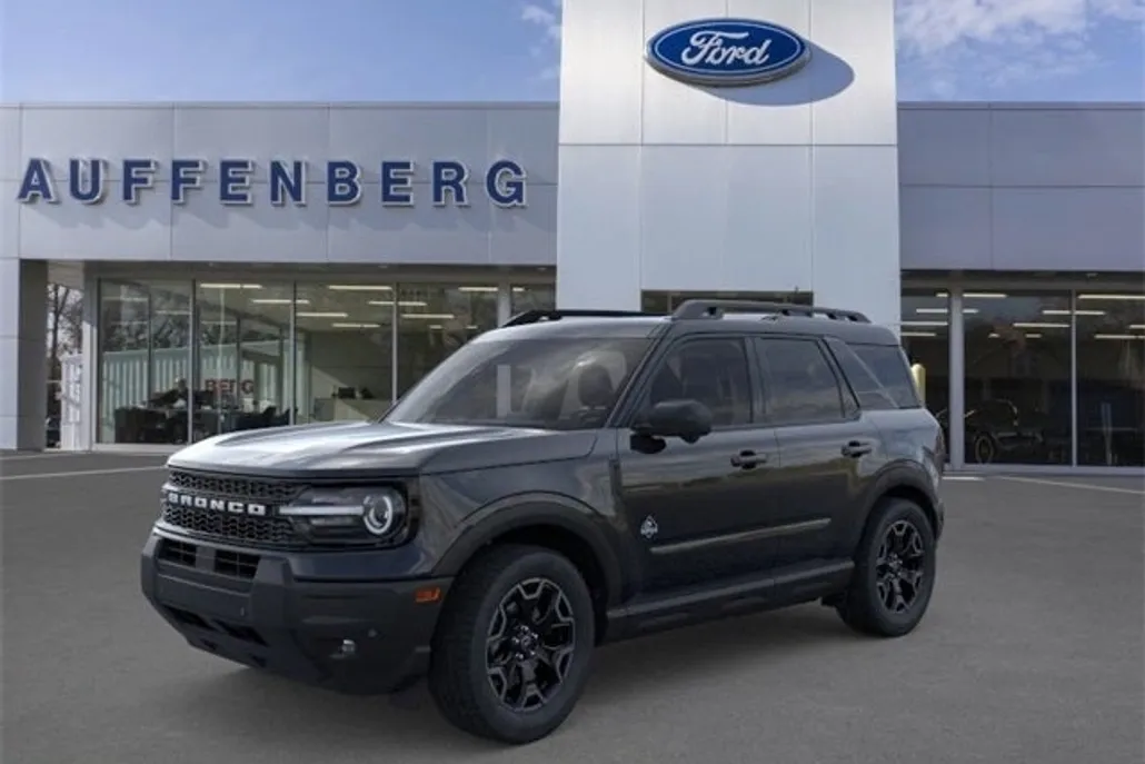 2025 Ford Bronco Sport Outer Banks photo 1